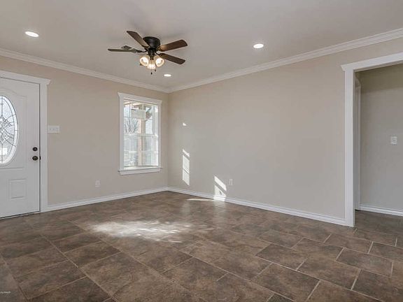 3rd image of 3809 NE 26th Ave