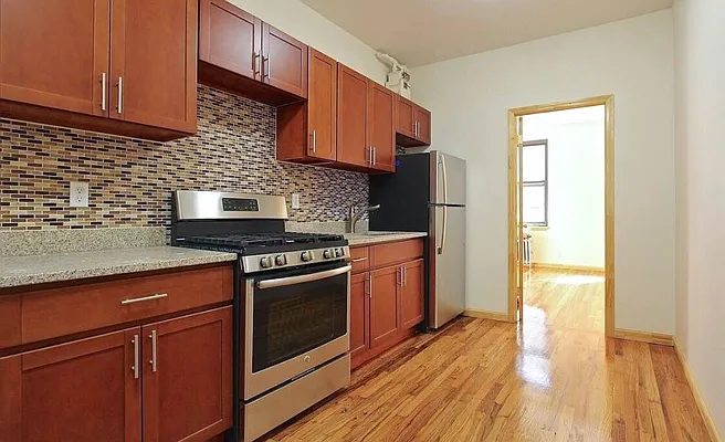 Rented by Compass | media 13