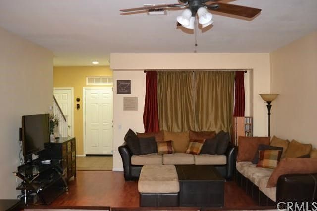 For Sale: 1421 Ledgestone Ln Unit 115, Pomona, CA 91767