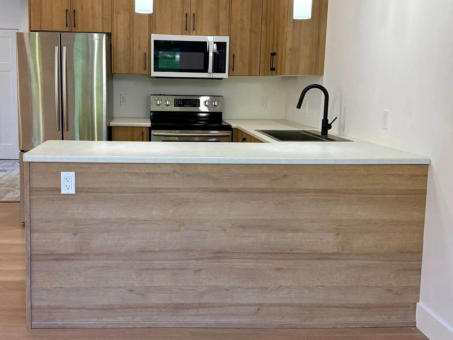 1 bed, $2,200 — Photo 2