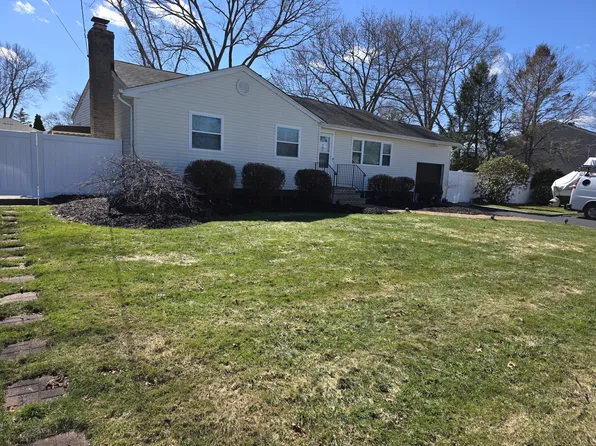 (undisclosed Address), Port Jefferson Station, NY 11776