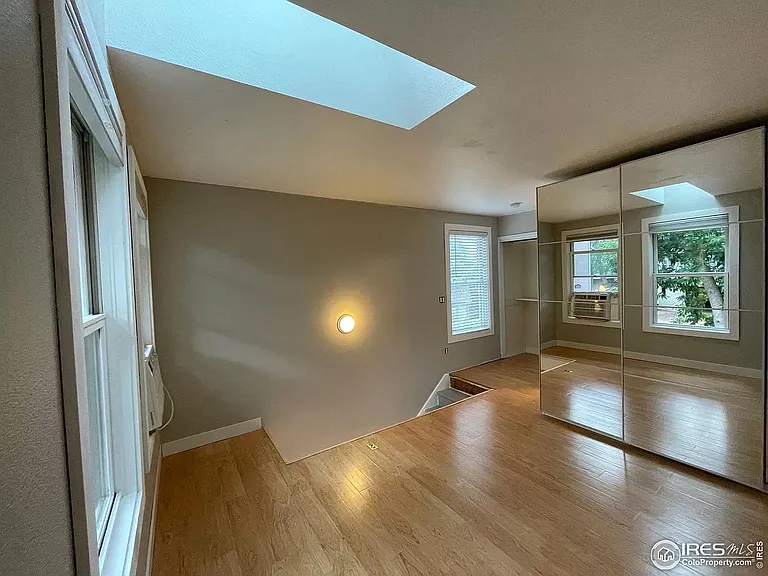1237 Elder Ave #10 — Photo 9