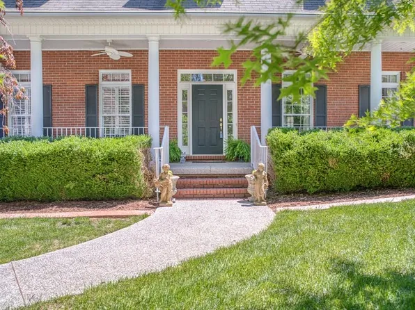 756 Langford Ln, Cookeville, TN 38501