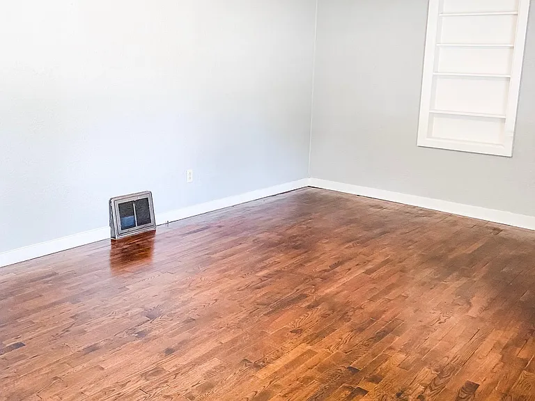 1411 Pemiscot St — Photo 3
