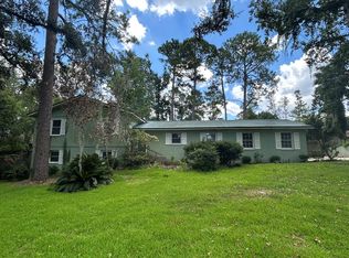 2211 Briarcliff Dr, Valdosta, GA 31602