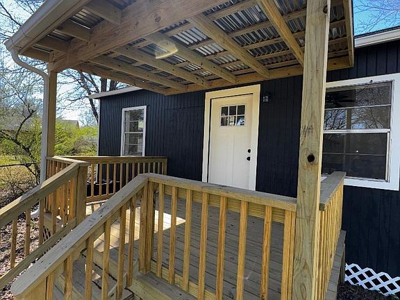 2nd image of 3 & 4 Wood Pl