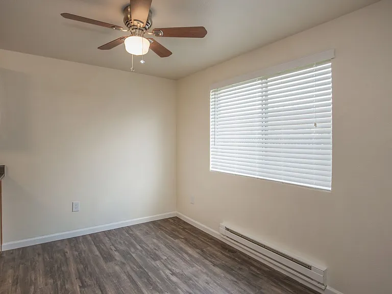 Valley Vista — Photo 20