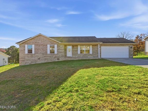 4th image of 259 Altina Cir