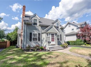 158 Seville Dr, Rochester, NY 14617