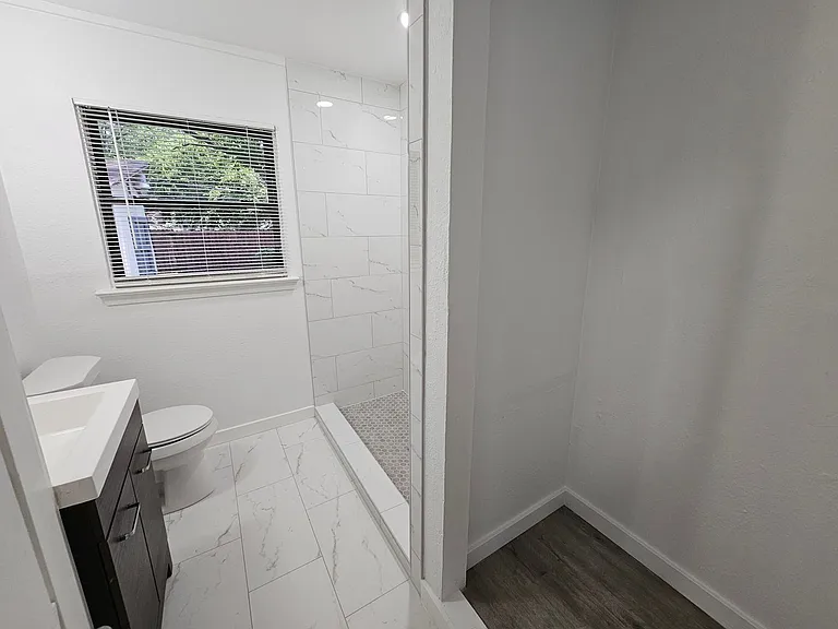 2402 Housley Dr — Photo 19