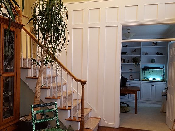 2nd image of 15 Sunleaf Dr