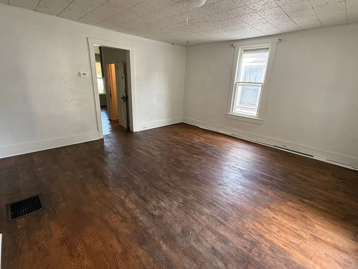810 S 23rd St. St. Joseph, MO 64507 — Photo 2