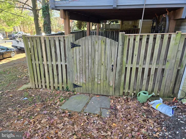 5922 Annaberg Pl #189, Burke, VA 22015