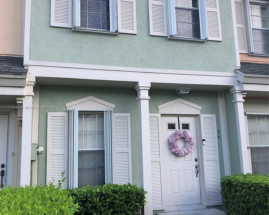 1st image of 74 Simonton Cir #74