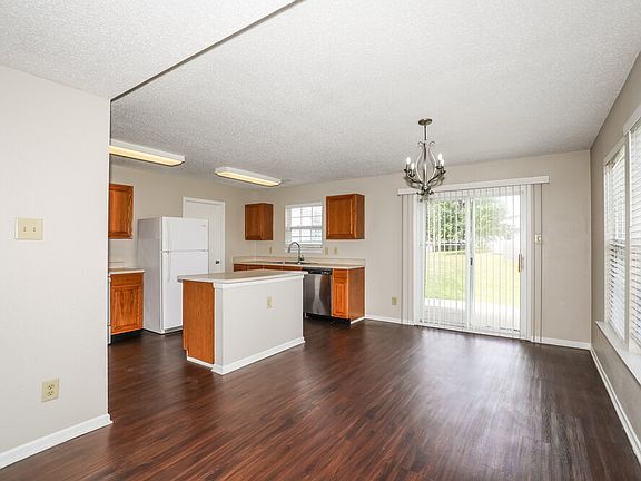 5th image of 10356 Cotton Blossom Dr