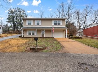 2136 Heather Ln, High Ridge, MO 63049