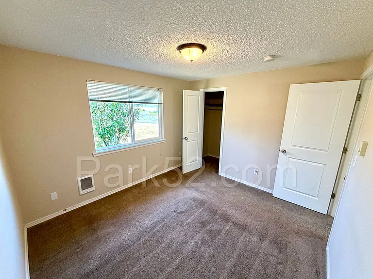 9108 Fawnlily Cir W — Photo 9