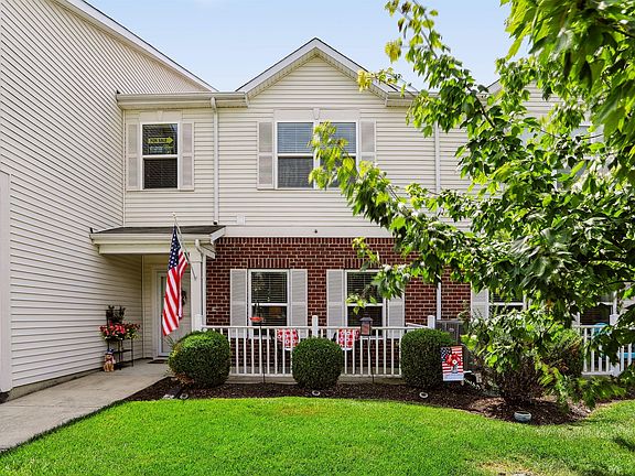 4th image of 12135 Scoria Dr Unit 900