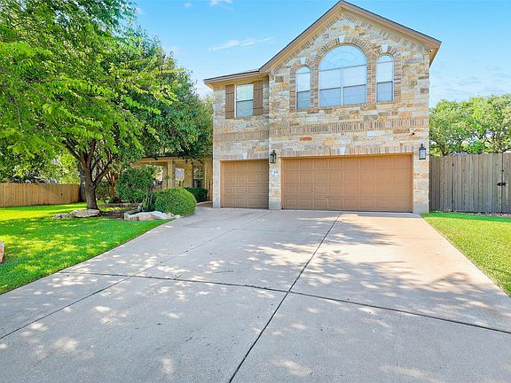 2nd image of 205 Del Aire Ct