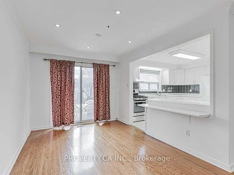 45 Lissom Cres #MAIN — Photo 8