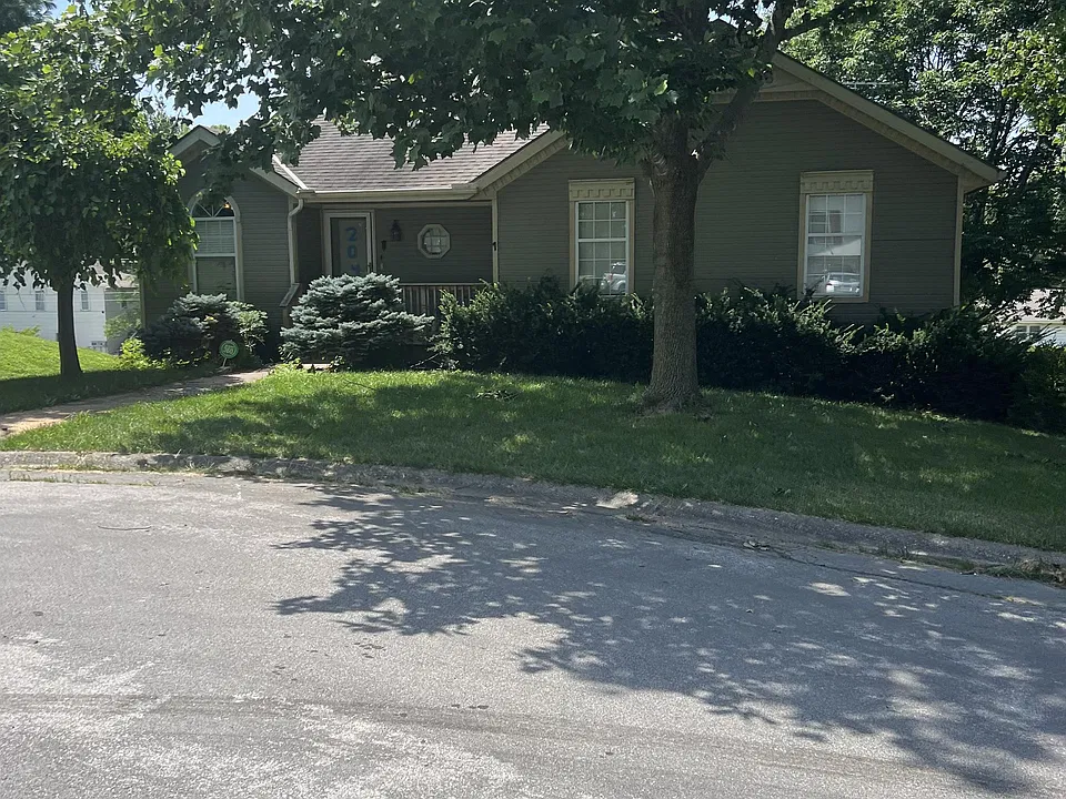204 Johnson Dr