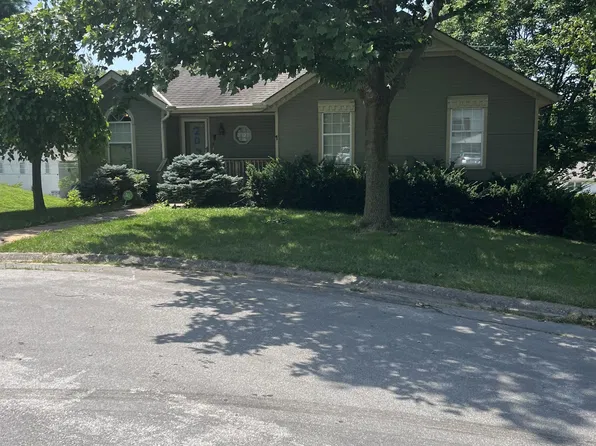 204 Johnson Dr, Warrensburg, MO 64093