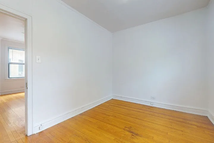 5415 S. Woodlawn Avenue — Photo 28