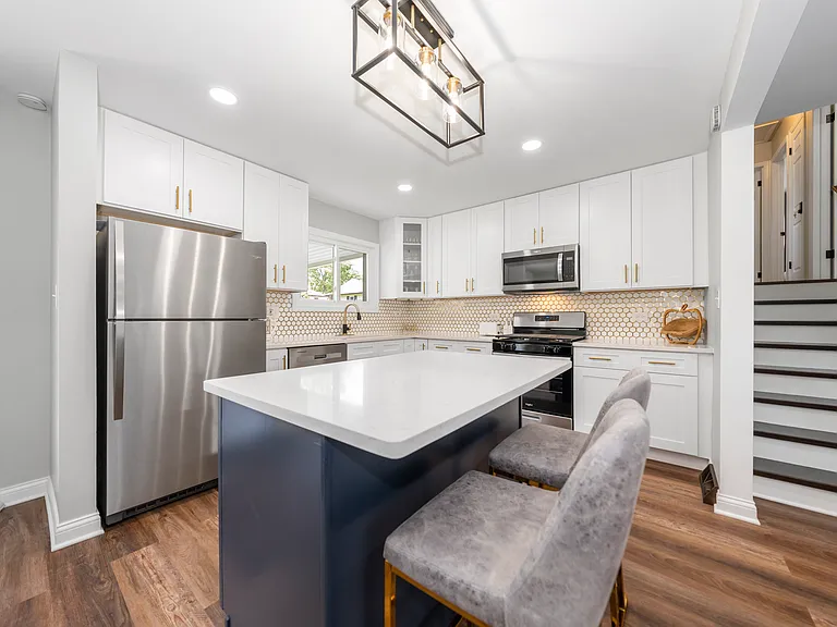 788 N Emroy Ave — Photo 26