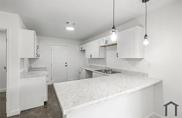 4 bed, $1,550 — Photo 3