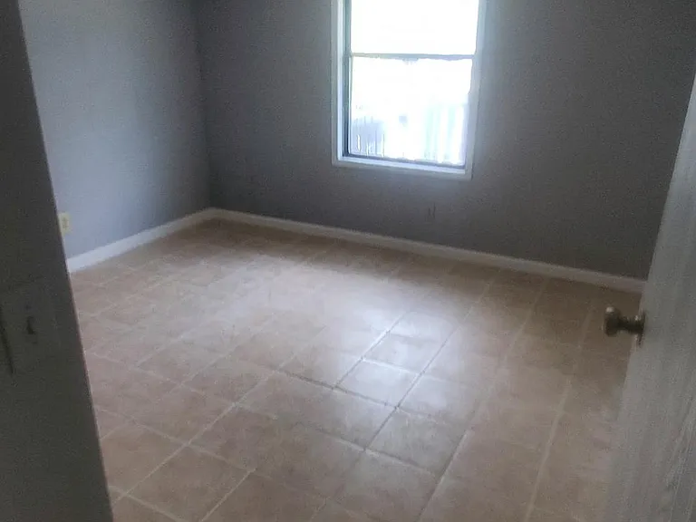 4735 N Pine Hills Rd #107 — Photo 2
