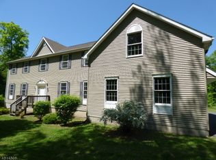 17 Plumer Rd, Newton, NJ 07860