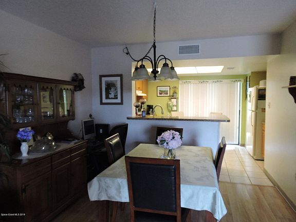 3rd image of 1515 Huntington Ln APT 713