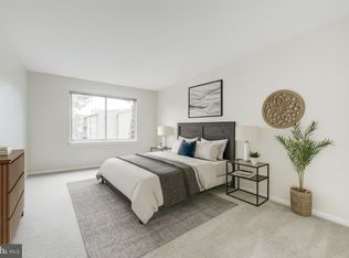 382 W Deer Park Rd, Gaithersburg, MD 20877