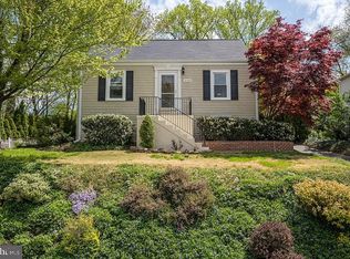 4105 Hummer Rd, Annandale, VA 22003