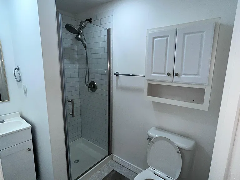 286 Leverington Ave — Photo 8