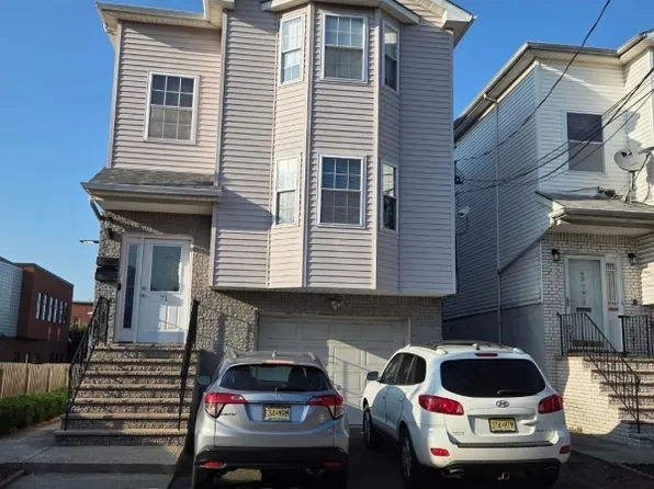 71 Hartford St, Newark City, NJ 07103
