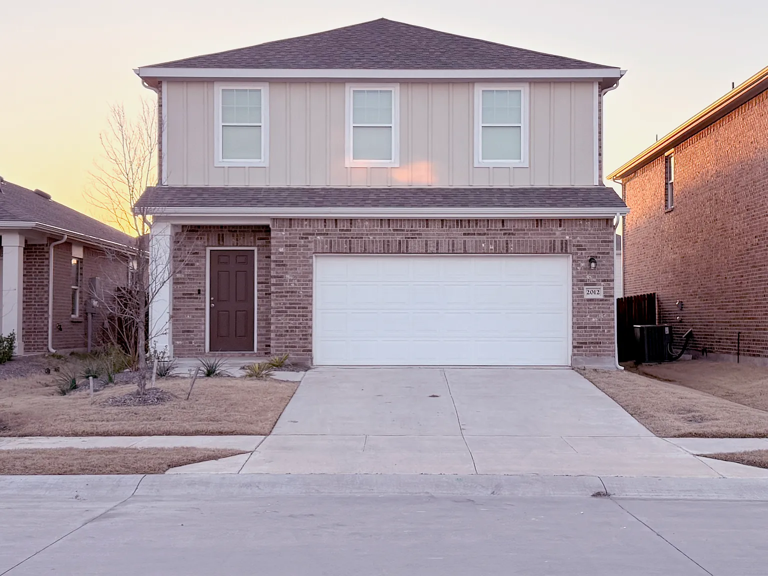 3 bed, 1605 sqft, $2,190 — Photo 1