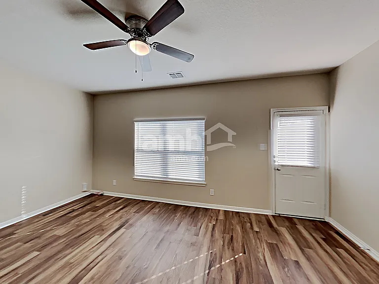 12230 Commander Dr — Photo 7