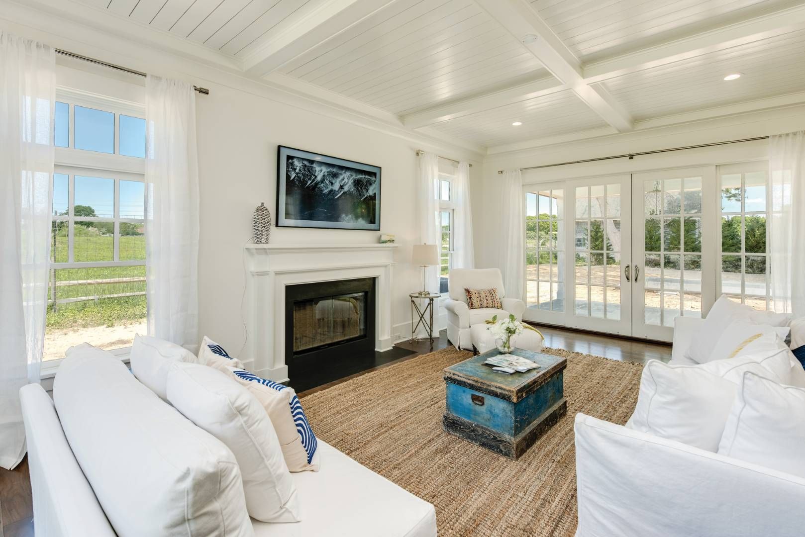  LIVING ROOM WITH FIREPLACE