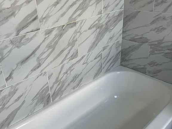 5th image of 25 Blaine St #2