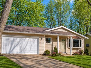 1317 38th St NW, Rochester, MN 55901