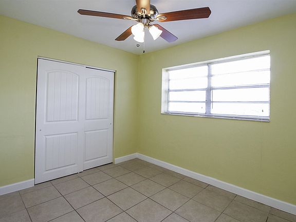 4th image of 1242 NW 16th Ct