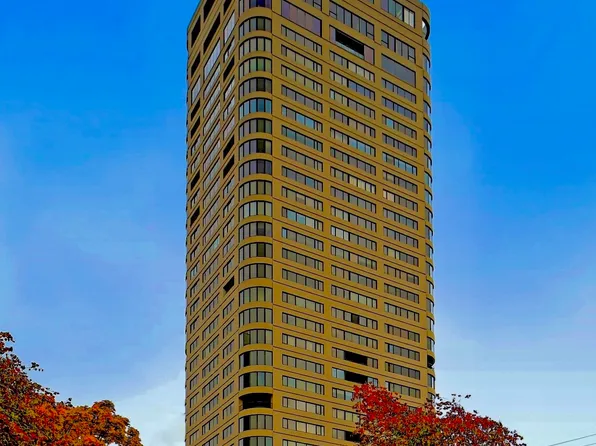 1301 Spring Street #8D, Seattle, WA 98104