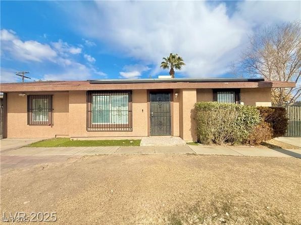 3209 El Morro Ave