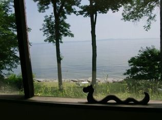 562 Point Rd, Willsboro, NY 12996