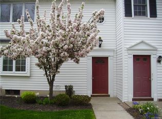 11 Beacon Park APT D, Amherst, NY 14228