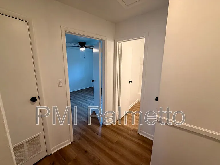 1241 Grove Park Ln — Photo 10