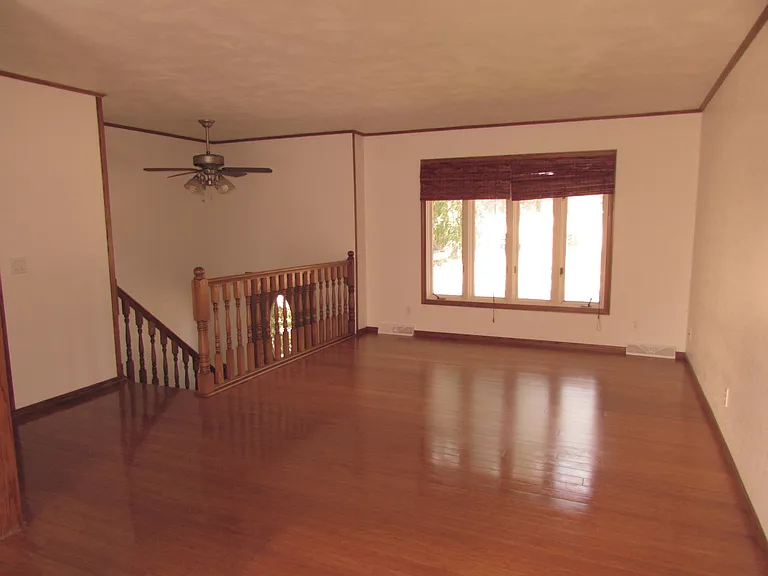 3526 Elm Ave — Photo 2