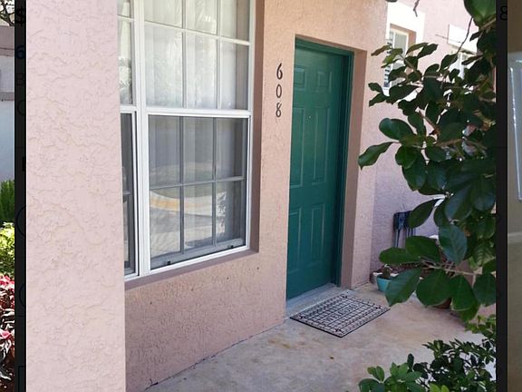 2nd image of 608 Belmont Pl