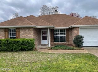 65 Tyler Cv, Byram, MS 39272